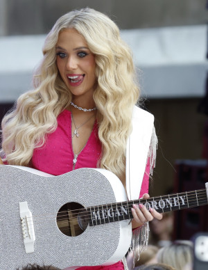 photos Megan Moroney