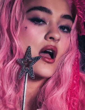 photos Lizzy Greene