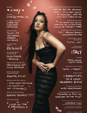 Elizabeth Yu pose en dentelle noire pour Cosmopolitan automne 2026