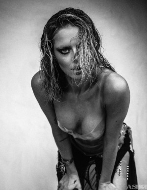 photos Samara Weaving
