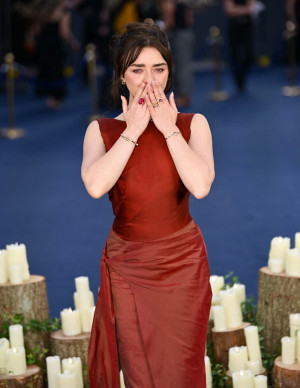 photos Maisie Williams 