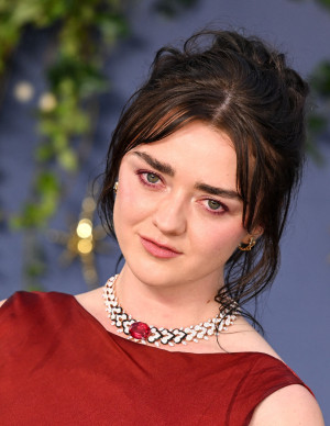 photos Maisie Williams 