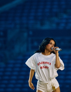 photos Becky G