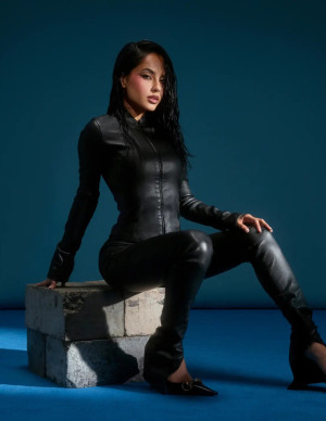 photos Becky G