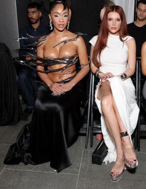 photos Bella Thorne