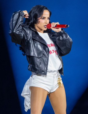 photos Becky G