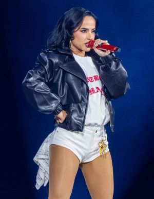 photos Becky G