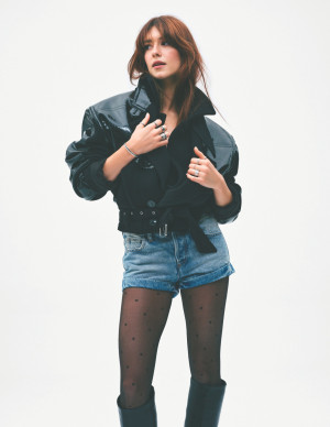 photos Daisy Edgar-Jones
