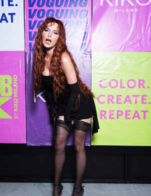 photos Bella Thorne