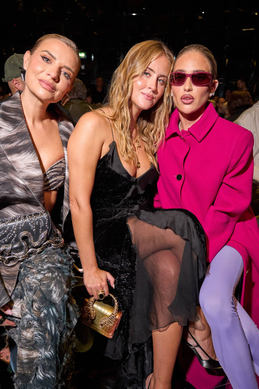 Valentina Ferragni chez Cavalli, sa robe joue à cache-cache devant
