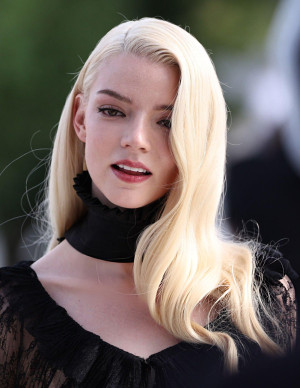 photos Anya Taylor-Joy