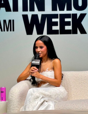 photos Becky G
