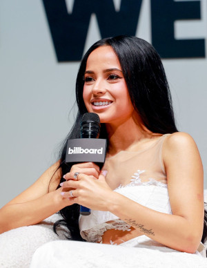 photos Becky G