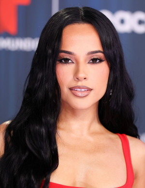 photos Becky G