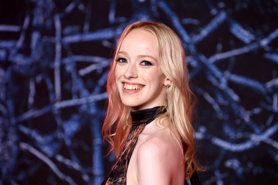 Amybeth McNulty