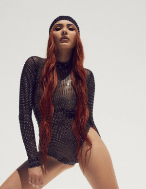 Atiana De La Hoya