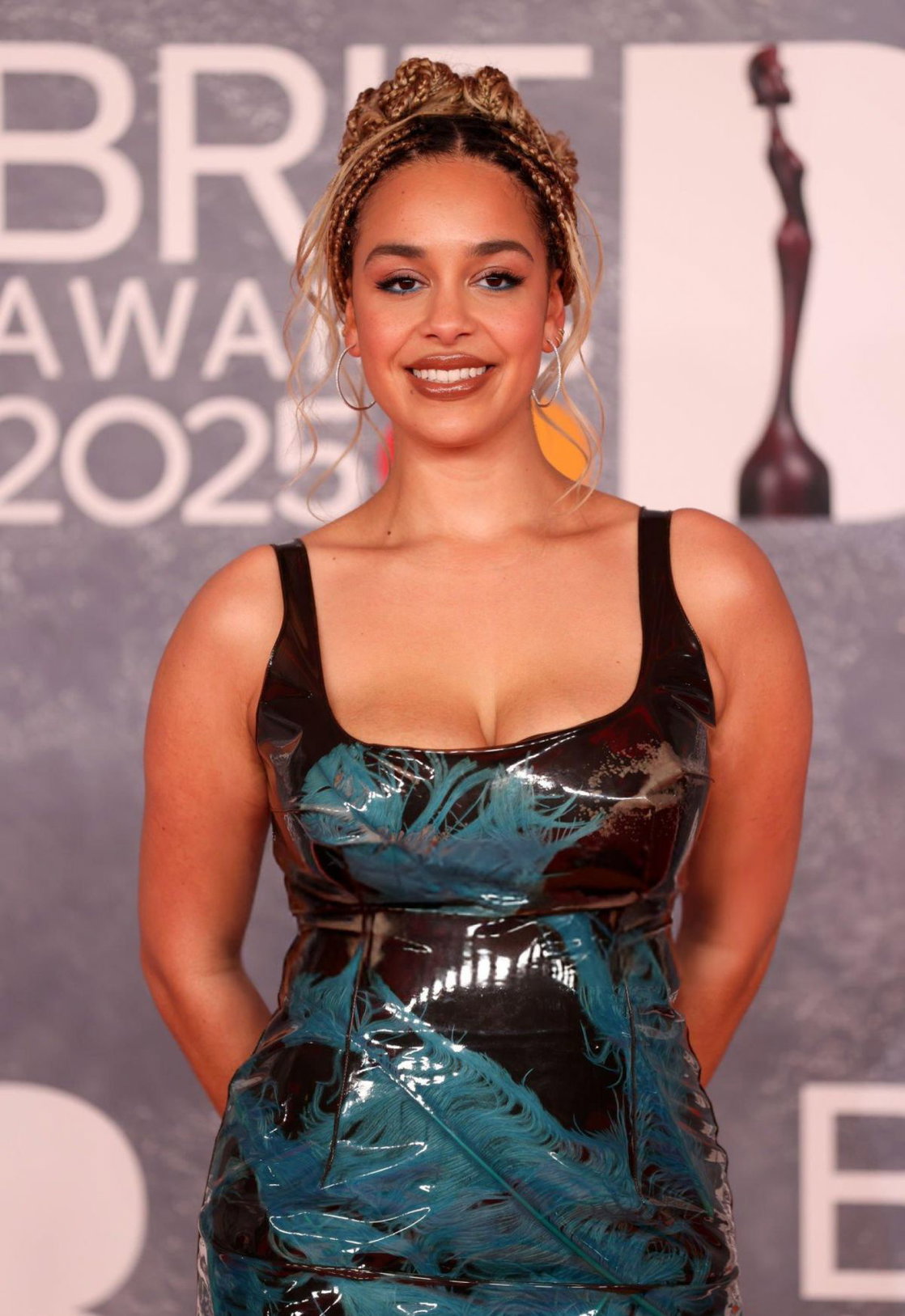Jorja Smith nue
